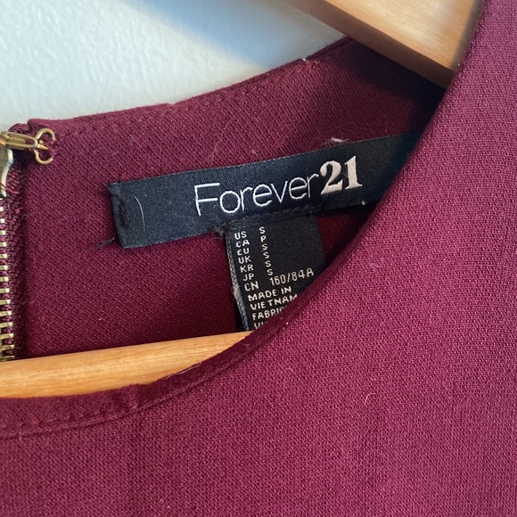 Berry Red Longsleeved Bodycon Dress - Picture 3 of 5